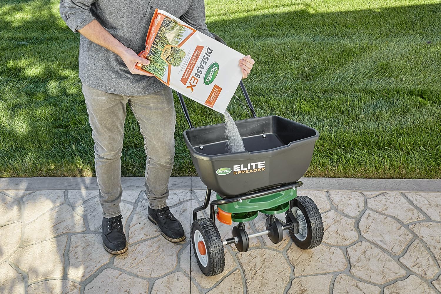 Scotts DiseaseEx Lawn Fungicide, Controls and Prevents Disease Review & Guide
